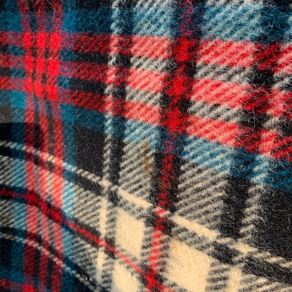 VTG Plaid Wool Blanket Marshall Field & Company Fringe Classic Preppy Throw - Picture 6 of 7